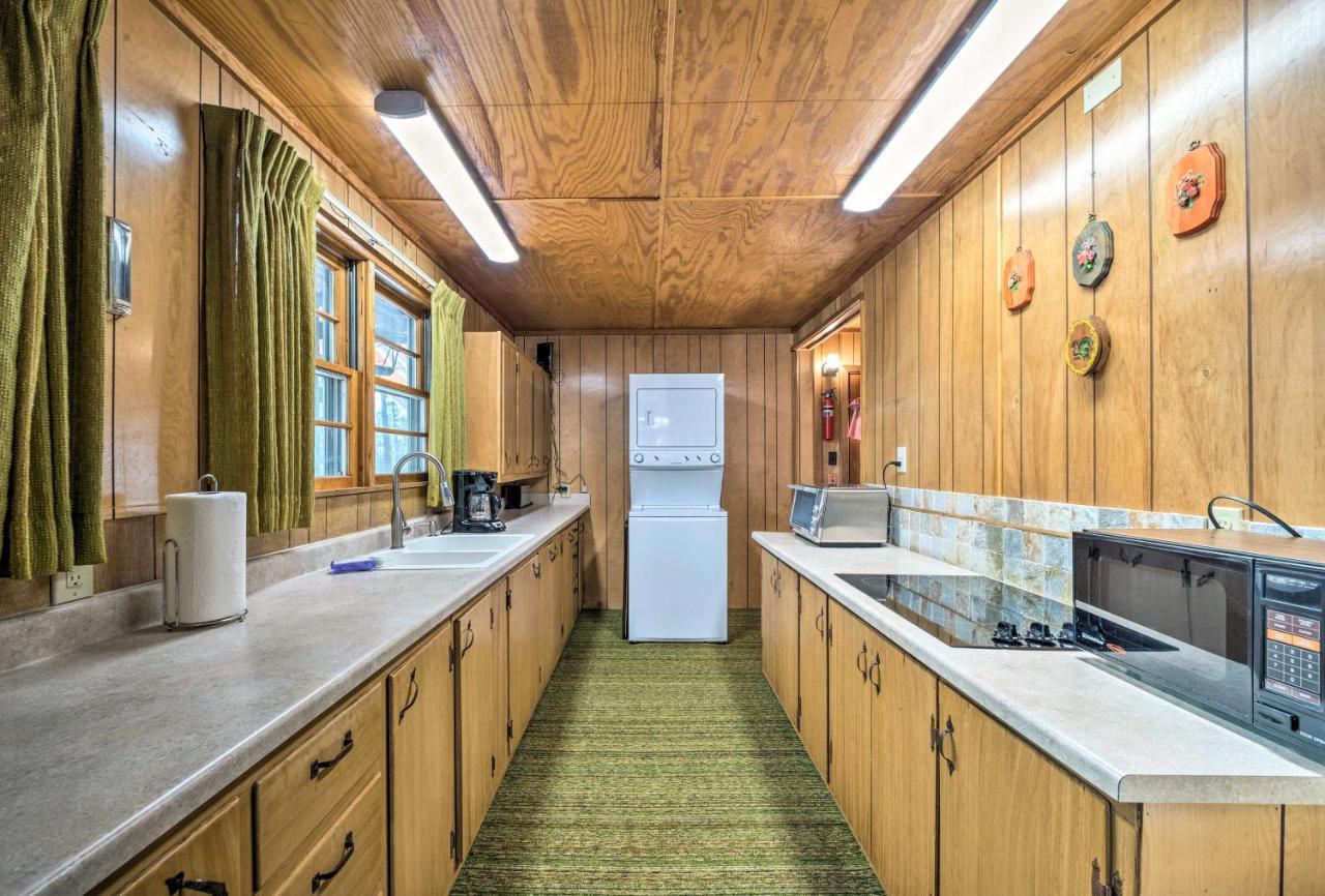 Ruidoso Cabin With Forest Views And Covered Porch Bagian luar foto
